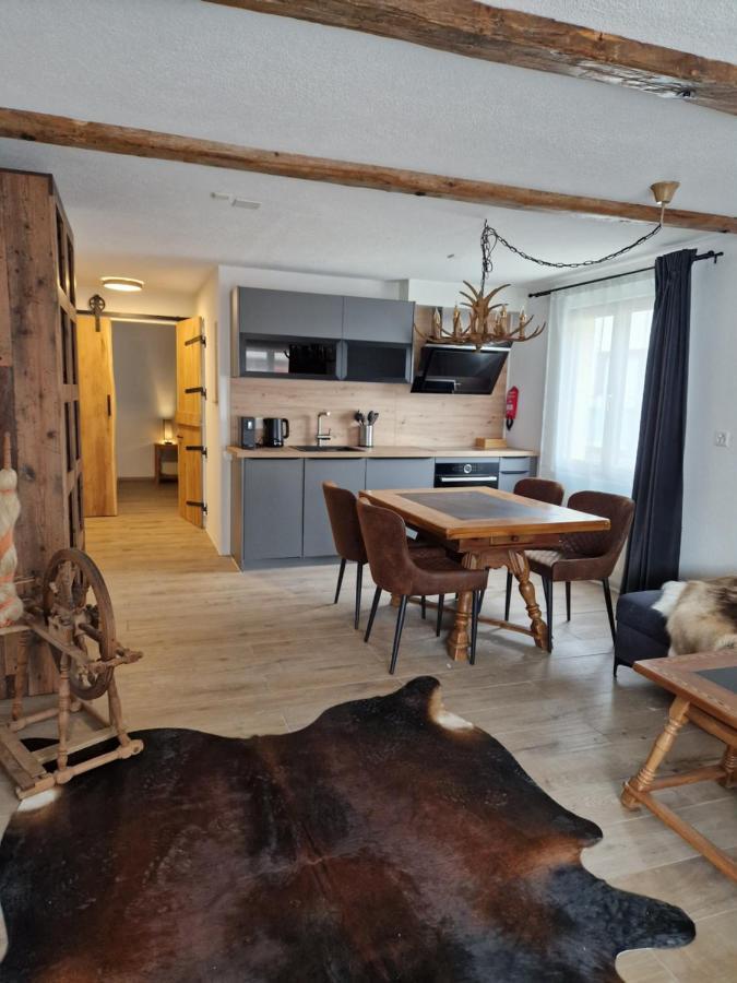 Fewo'S Und Apartment'S Schoeneck Давос Екстериор снимка